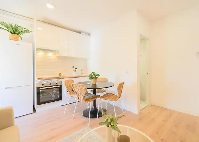 For You Rentals Acogedor Apartamento Temporal En Madrid Saz31